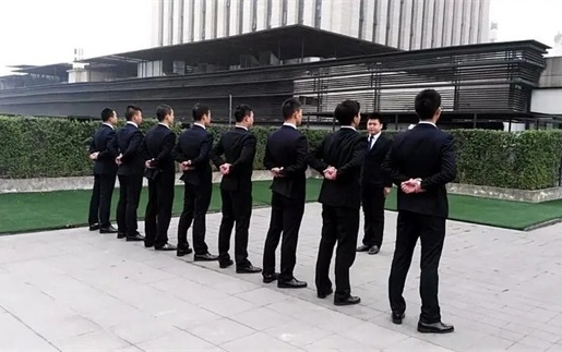 湖北揭秘：如何选择靠谱的收债公司？老司机给你支招